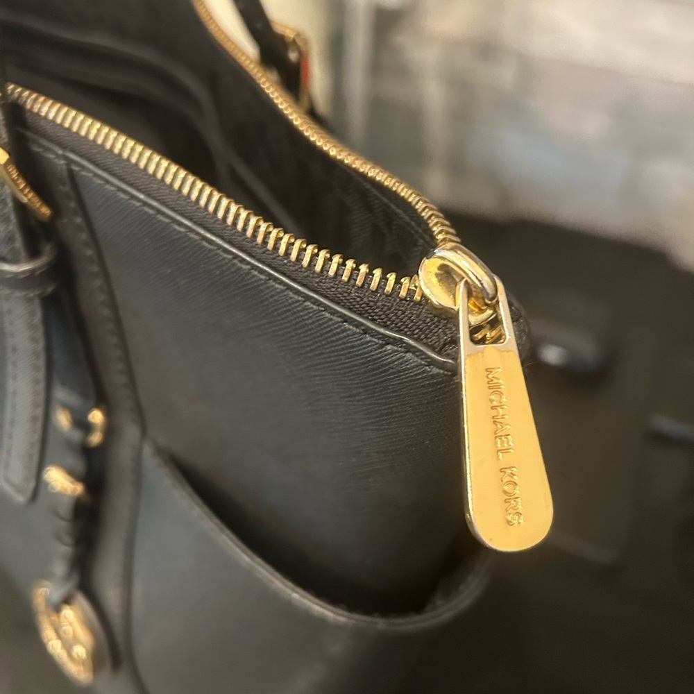 SOLD - Michael Kors Charlotte Bag - Picture 9 of 11